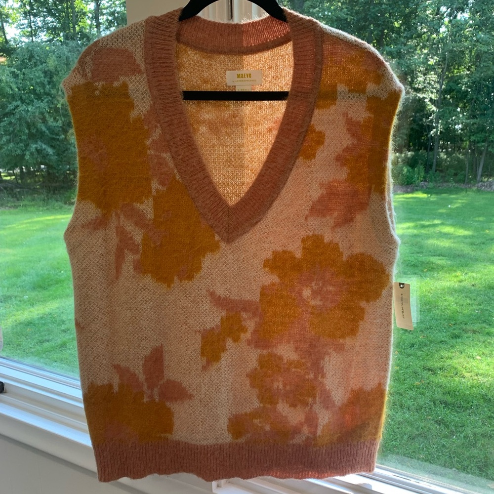 NWT sweater vest by Maeve size XS